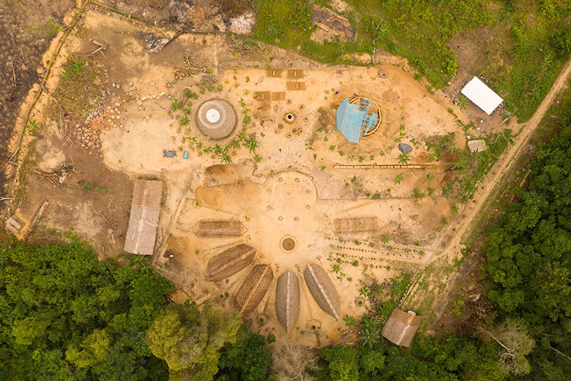 Warka Water 正在喀麦隆雨林建设一个社区驱动的综合村庄