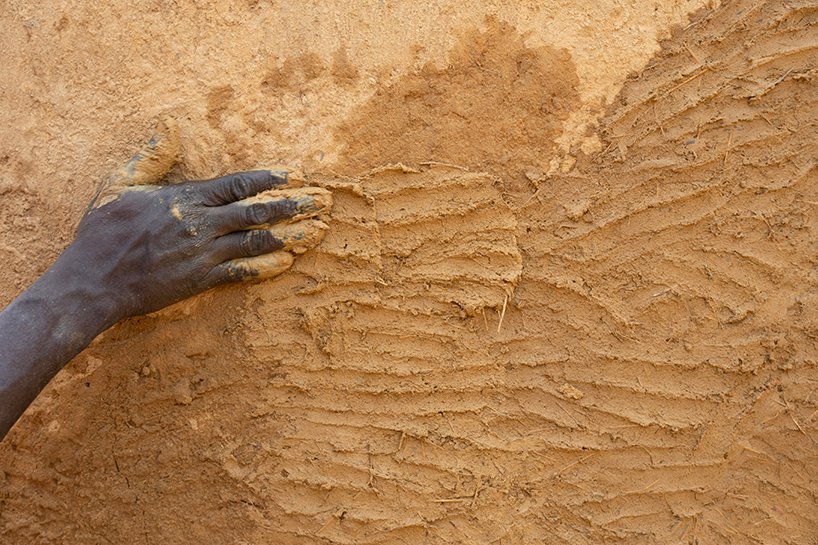 从空气中收集水：采访 Warka Water 创始人 Arturo Vittori