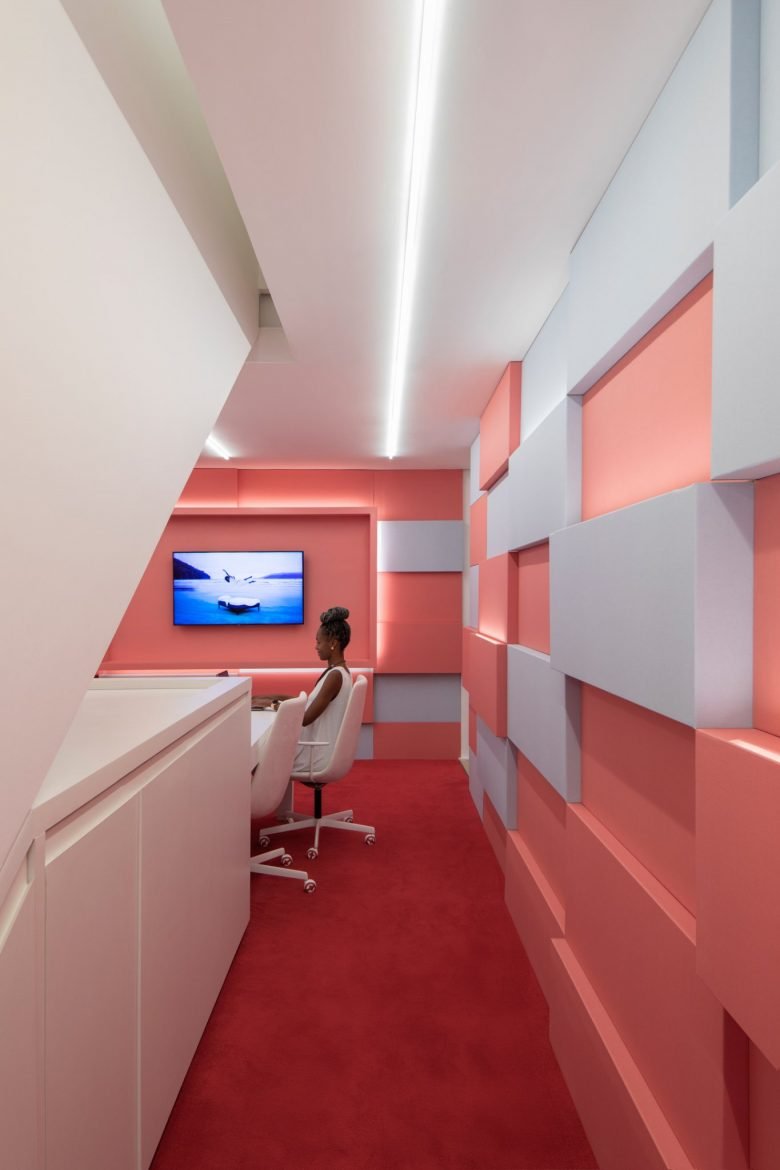 Estudio Guto Requena 设计的 Zissou 旗舰店